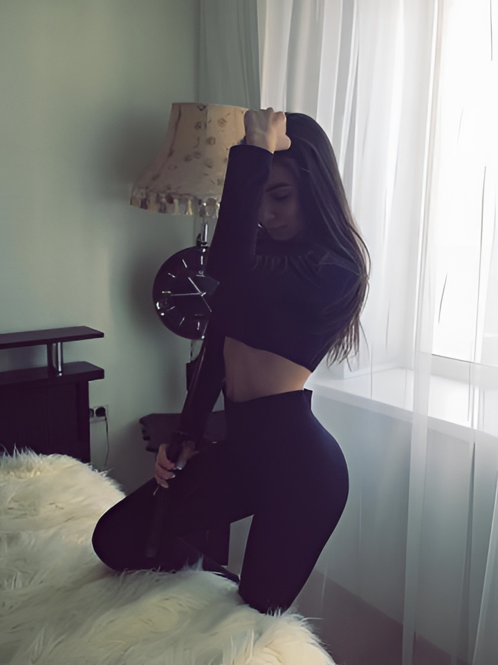 Фаина привлекальеная девушка из Ватутинок цена от 2500 руб