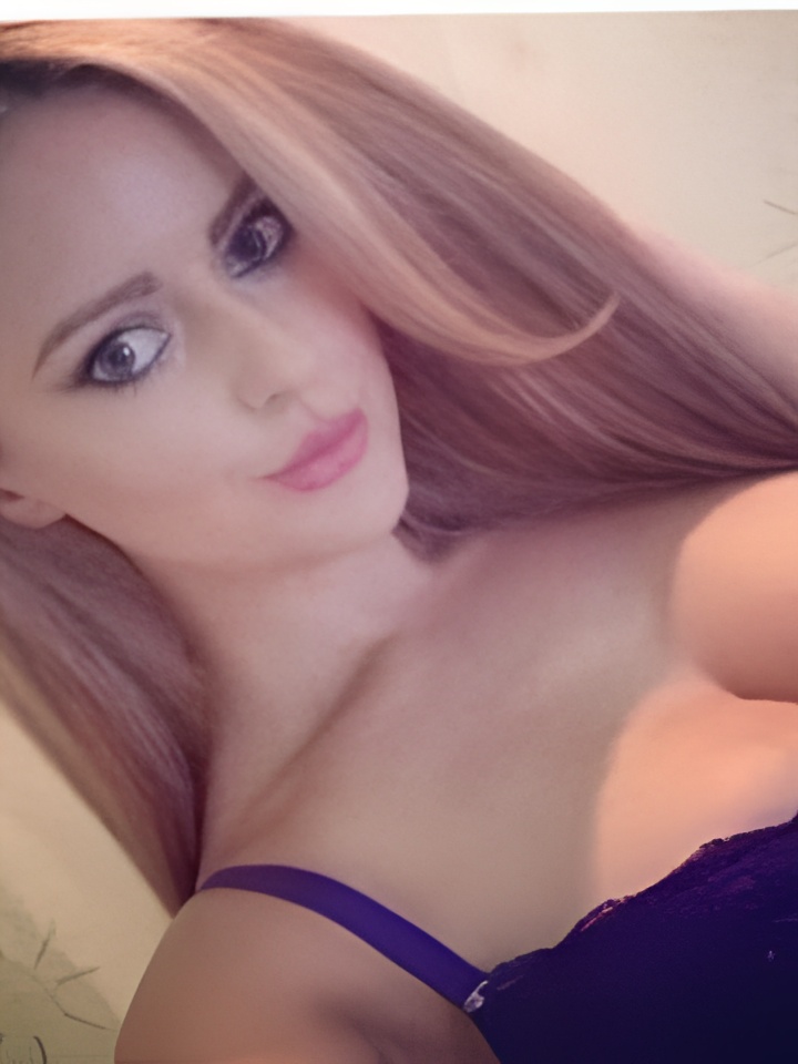 Юля привлекальеная девушка из Ватутинок цена от 4000 руб