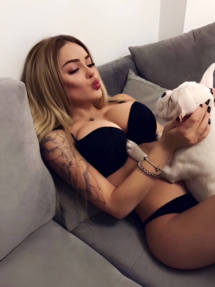 Жанна привлекальеная девушка из Ватутинок цена от 2000 руб