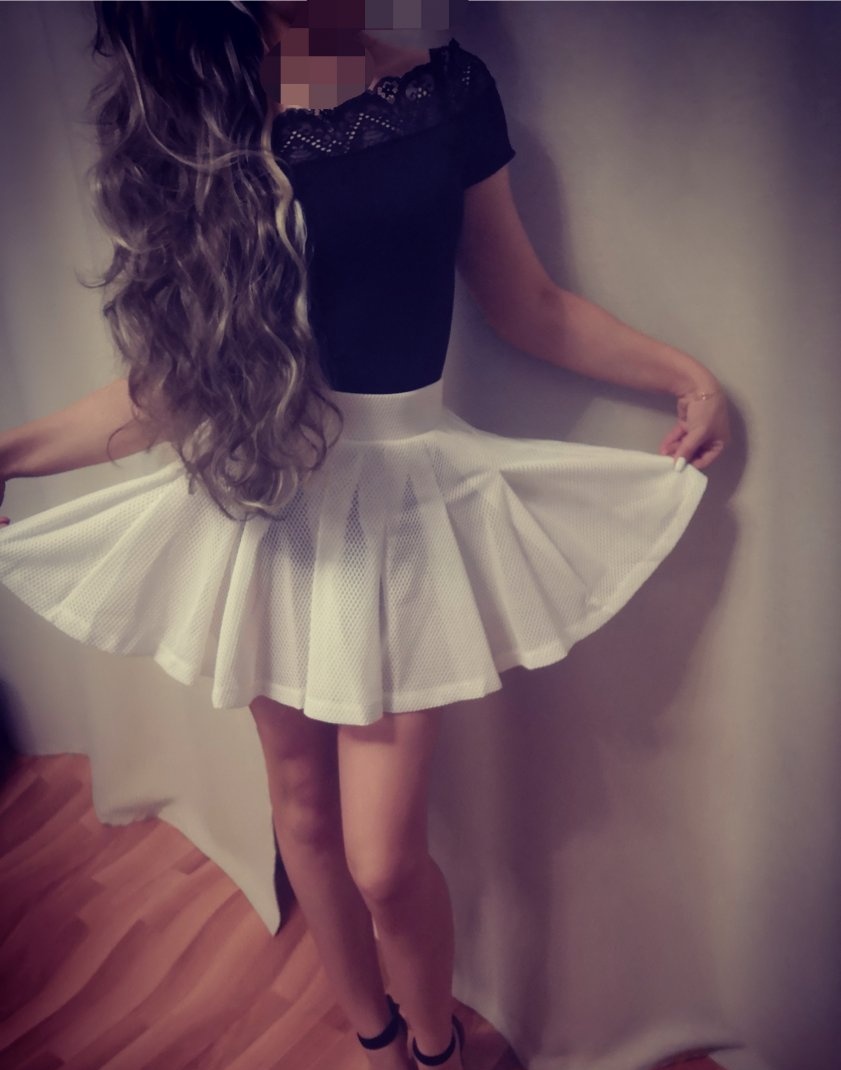 Надя привлекательная девушка из Ватутинок цена от 3500 руб