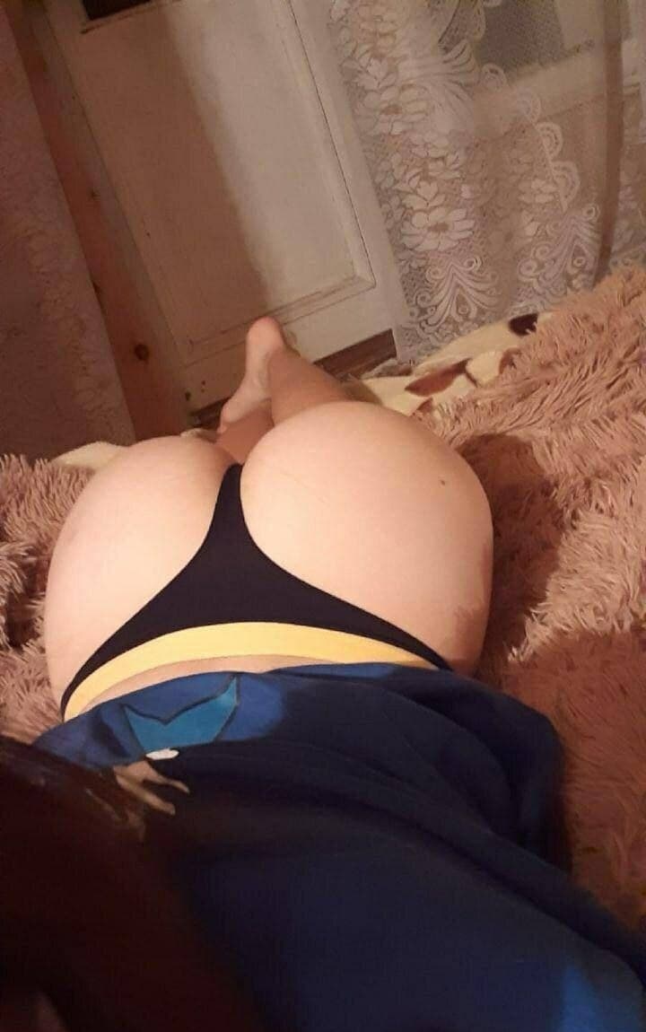 Дарина привлекальеная девушка из Ватутинок цена от 3500 руб