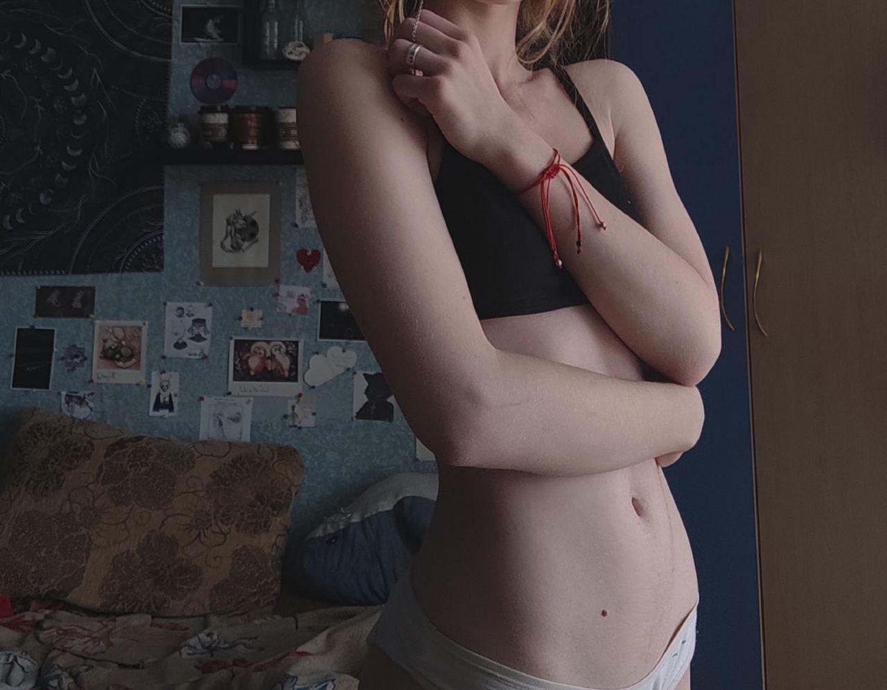 Полина привлекальеная девушка из Ватутинок цена от 3000 руб