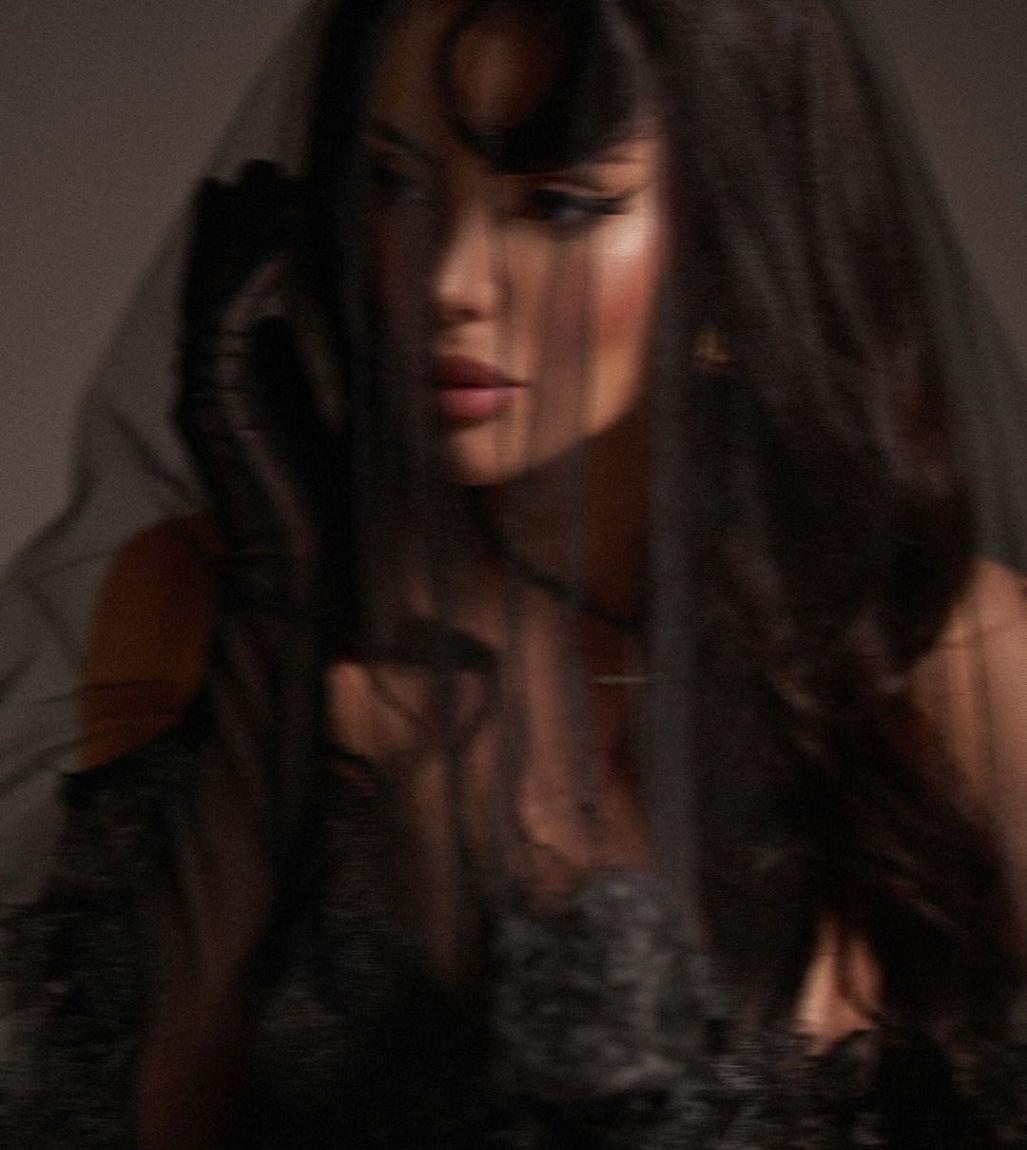 Джулия привлекальеная девушка из Ватутинок цена от 4000 руб