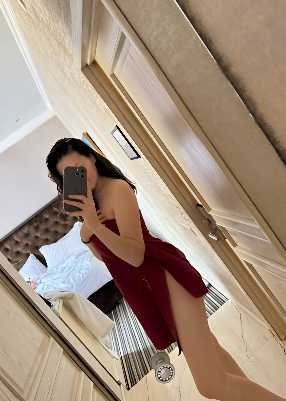 Орислава привлекательная девушка из Ватутинок цена от 18000 руб