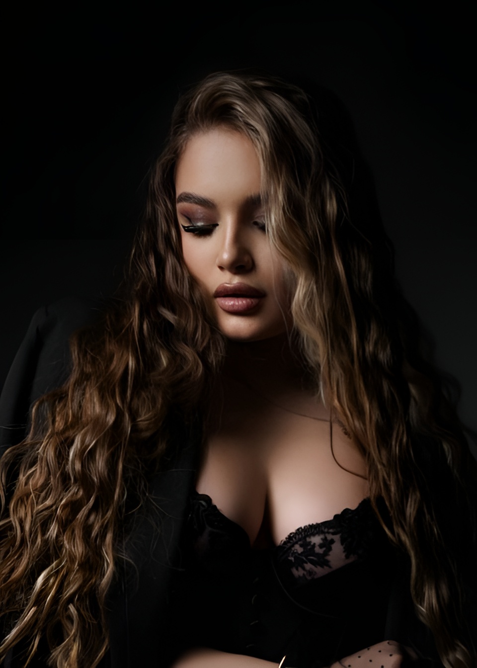 Яна привлекательная девушка из Ватутинок цена от 5000 руб