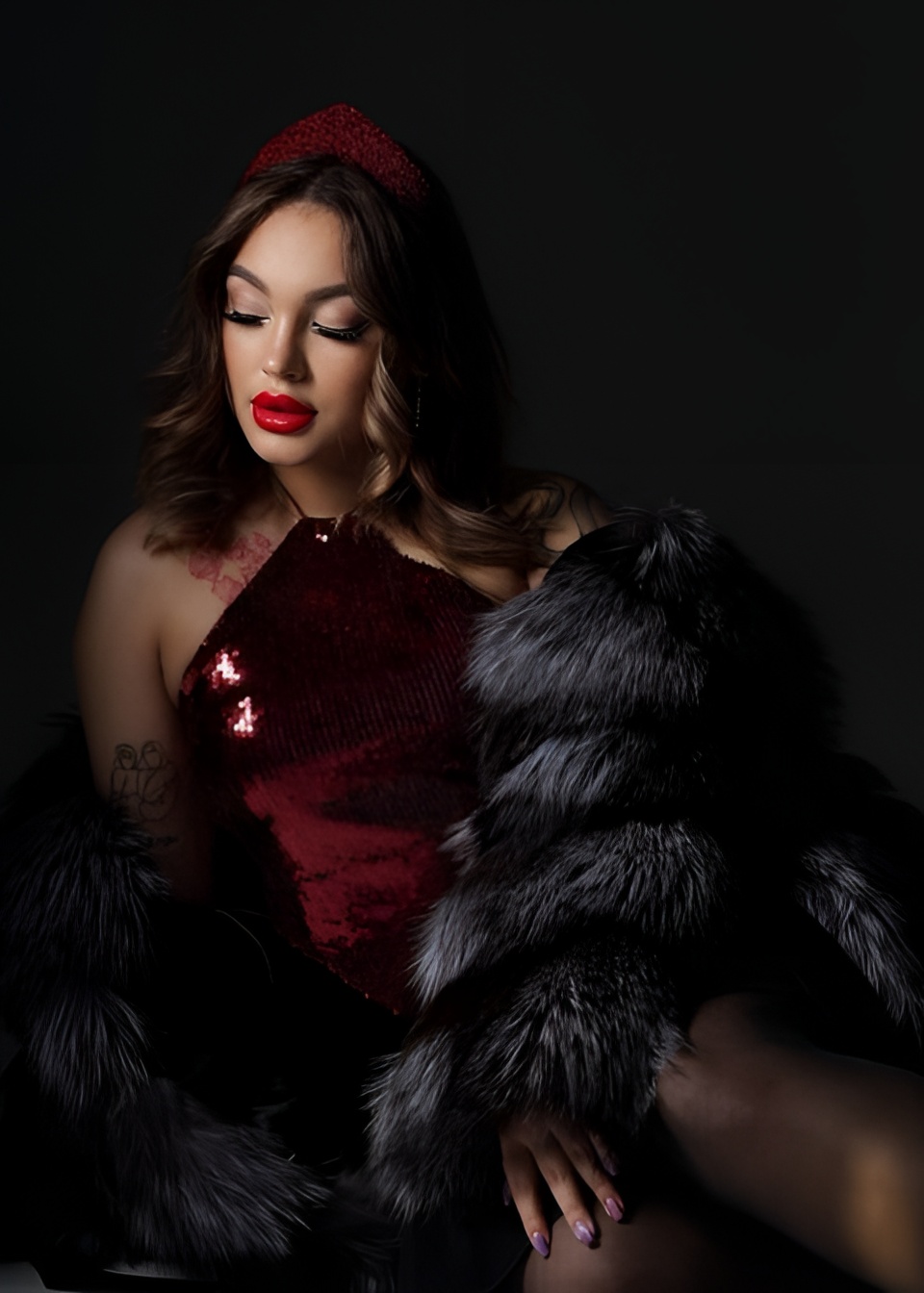 Юля привлекательная девушка из Ватутинок цена от 6000 руб