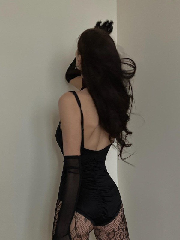 Василиса привлекательная девушка из Ватутинок цена от 3000 руб